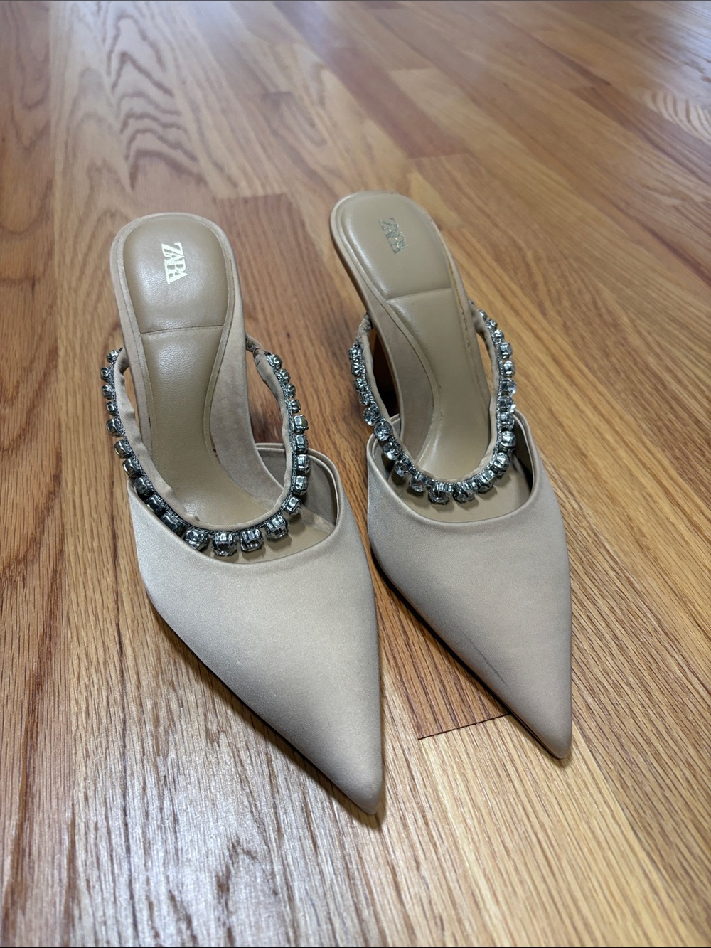 Zara kitten heels